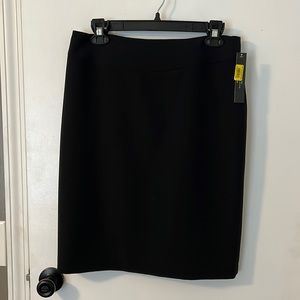 Size 10 Tahari Black Suit Skirt NWT!